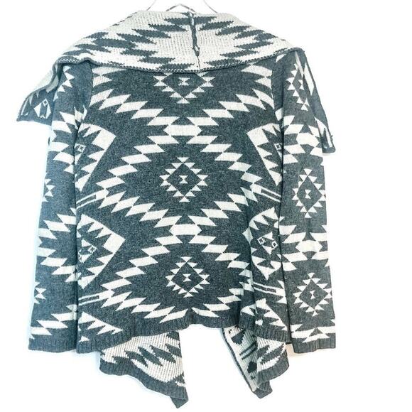Market & Spruce Stitch Fix Angora Southwestern Aztec Boho Open Cardigan Size S - Picture 7 of 7